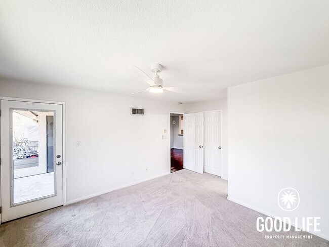 7405 Charmant Dr Unit 2302