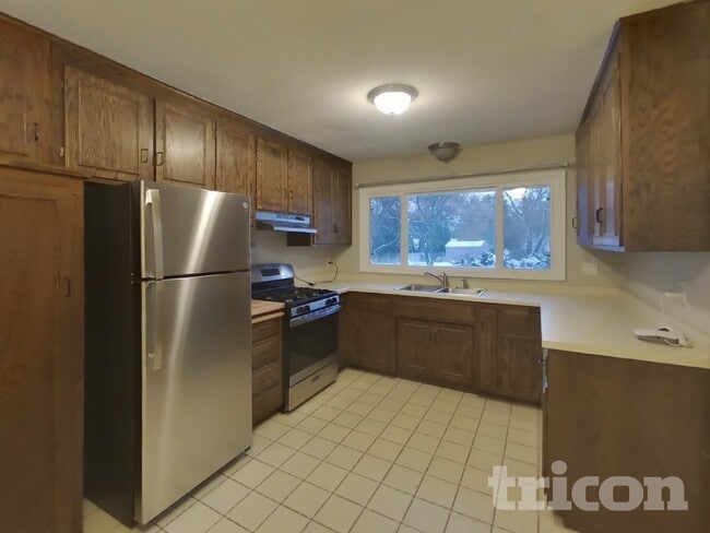 Photo - 3820 Union Terrace Ln N