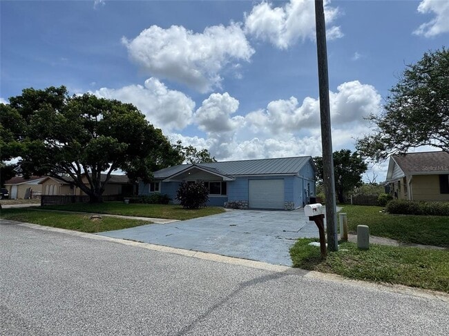 Photo - 1061 Rushmore Dr