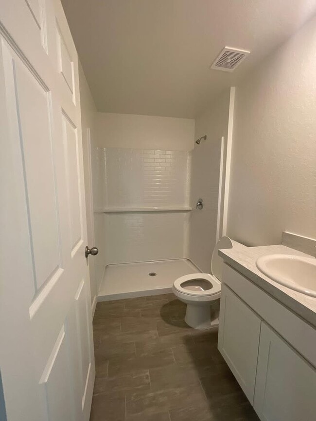 Photo - 2613 62nd St W