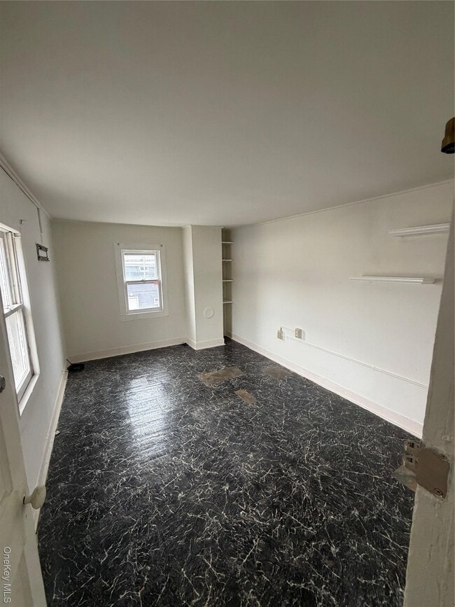 Photo - 68 Waterstone Rd Unit #2