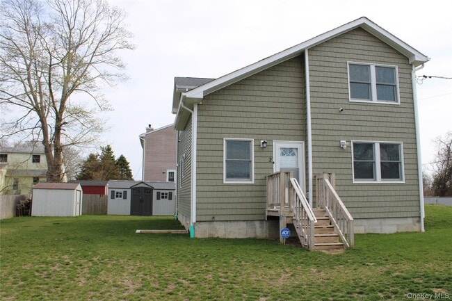 Building Photo - 2 Lafayette Dr