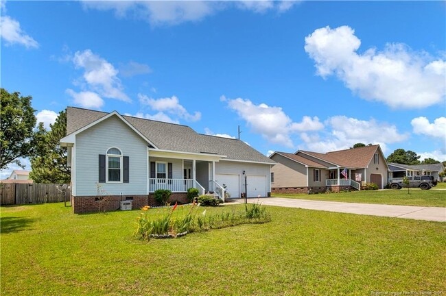 Photo - 380 Eileen Dr
