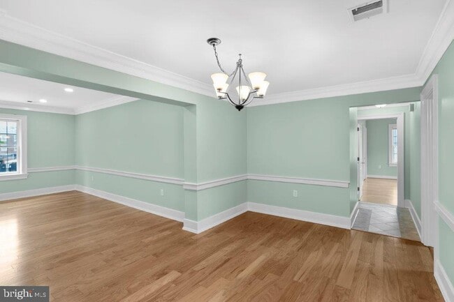 Photo - 117 E Dover St Unidad 208