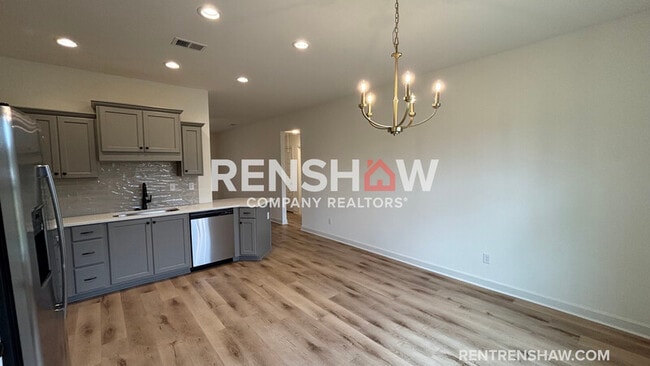 Photo - 6522 John Hamilton Wy E