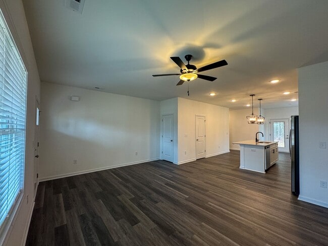 Photo - Beautiful 3 Bed 2 Bath Home in Raeford