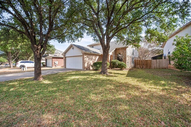 Photo - THIS 3 BEDROOM, 2.5 BATH ROUND ROCK HOME HAS IT ALL!