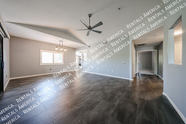 Photo - 9555 E Raintree Dr Unidad 2055