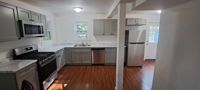 Photo - 309 S Aurora St Unidad 2