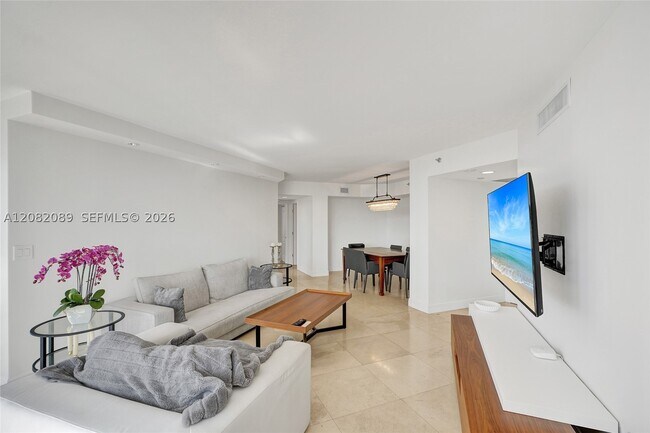 Photo - 1000 E Island Blvd Unit 1403