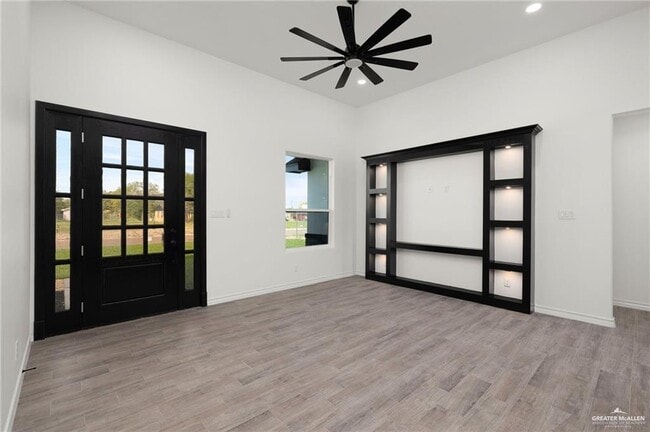 Photo - 11 Arizona St