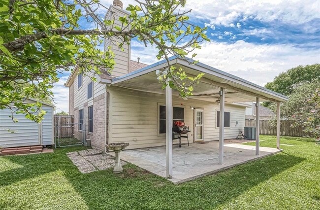 Photo - 101 Spencer Landing W