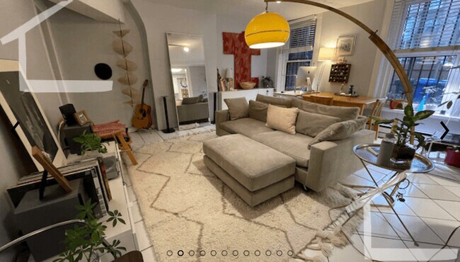 Photo - 429 Marlborough St