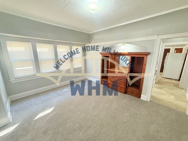 Building Photo - 2409 N 49th St