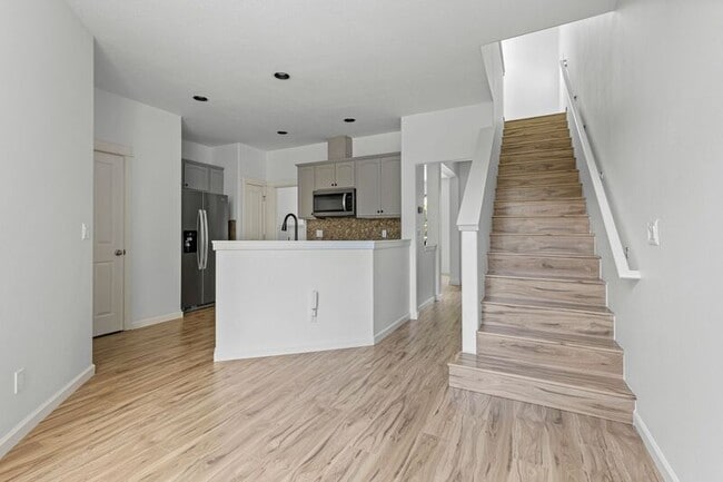 Photo - 7282 NE Stoneybrook St