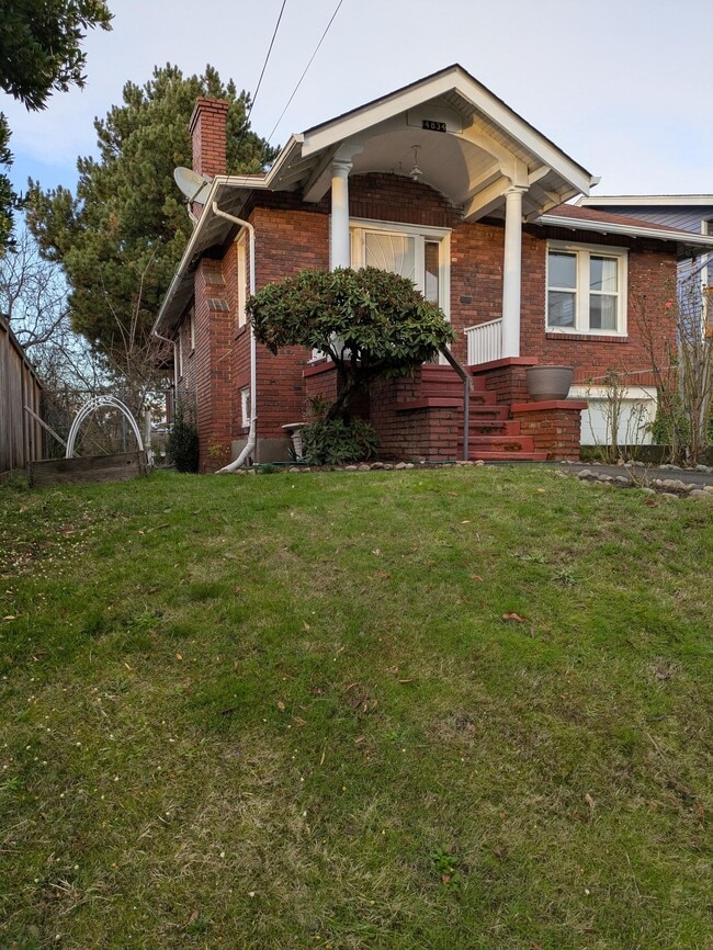 Photo - 4834 S Orcas St