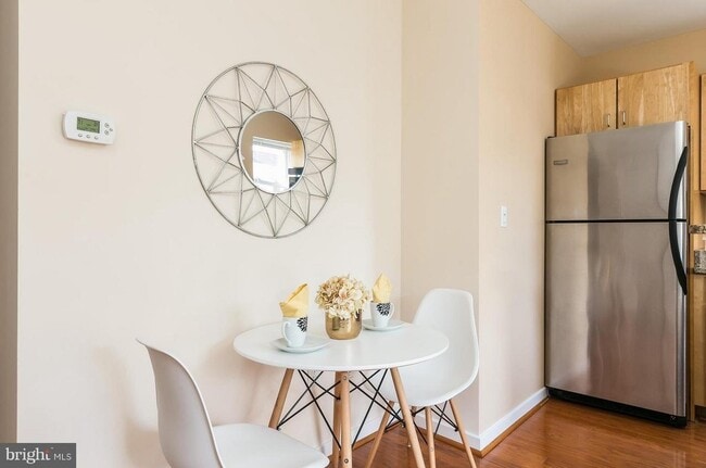 Photo - 3534 10th St NW Unidad 210