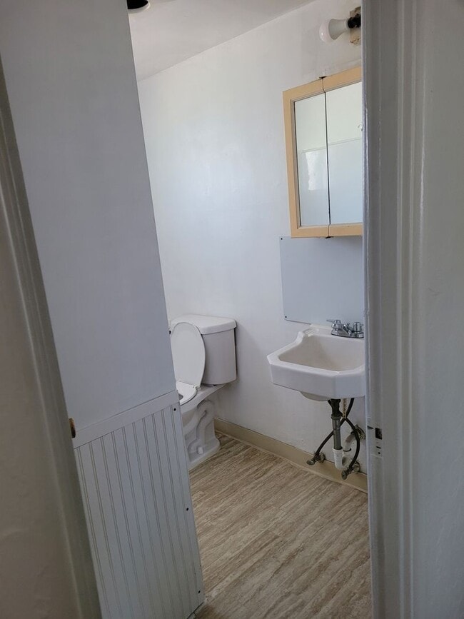 Photo - 4406 Denver Ave Unit B