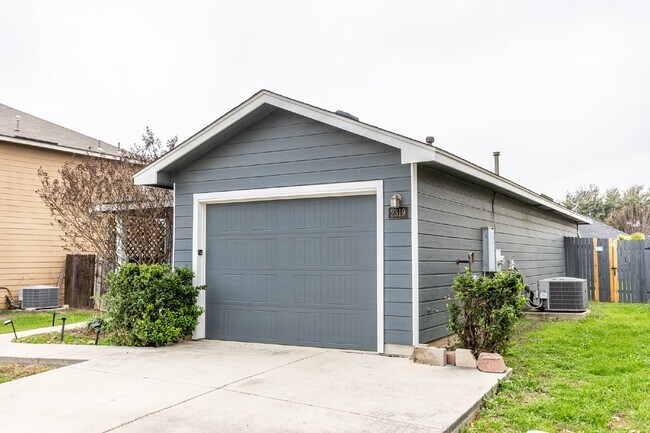 2319 Salmon Creek