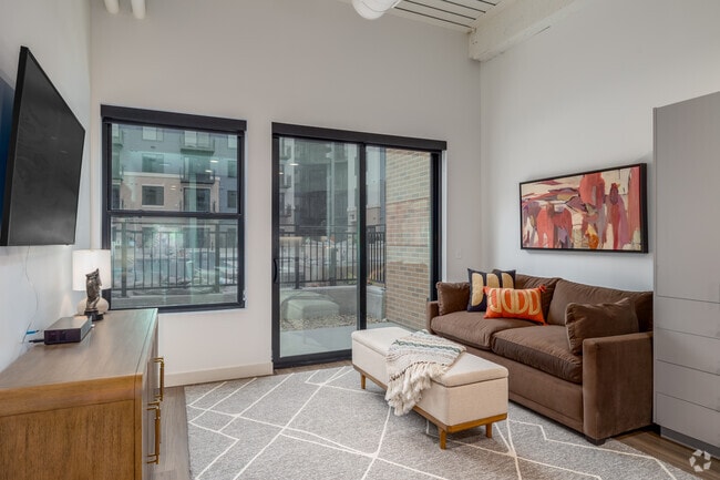 Studio - 410SF - Living Room/Bedroom