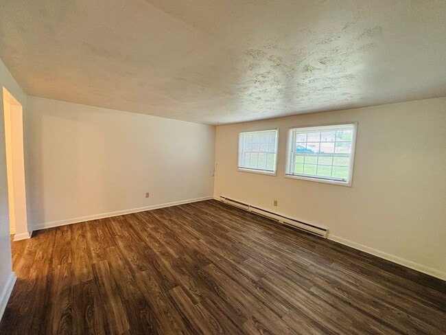 Photo - 1605 Lark Ln Unit 1