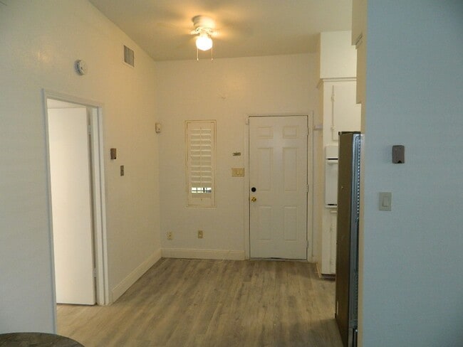 Photo - 944 Kensington Dr
