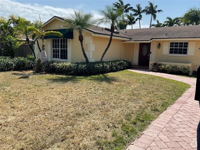 Building Photo - 13220 SW 86th Ln Rental