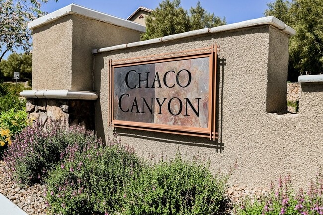 Photo - Stunning 3 Bedroom 2.5 Bath  home in Mountains Edge!