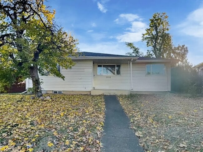 Building Photo - 2031 Ironton St