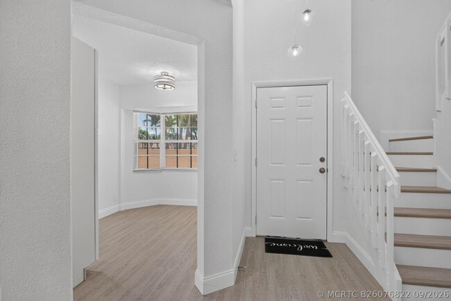11451 Lakeview Dr Unit 3A
