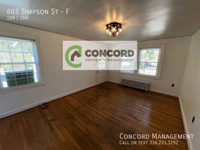 Photo - 603 Simpson St Unidad F