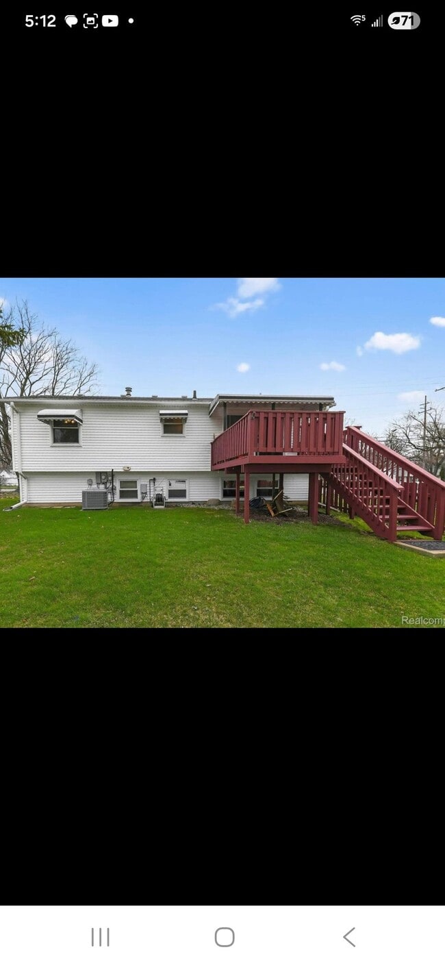 Photo - 9187 Sheldon Rd