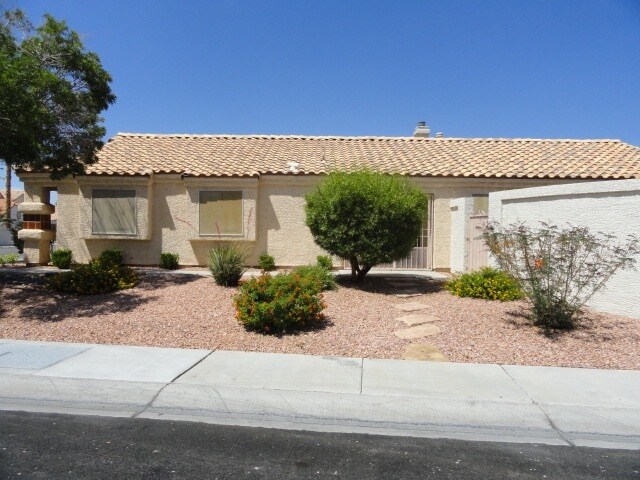 Building Photo - 2050 Club Crest Way