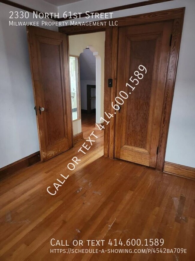 Photo - 2330 N 61st St