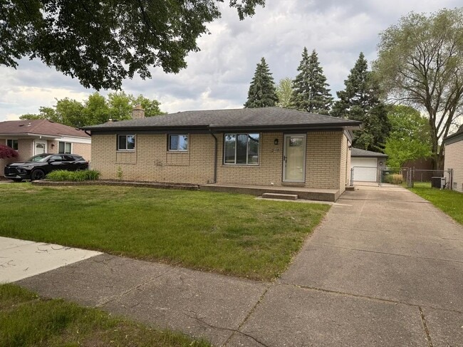 Photo - 13444 Melanie Dr House