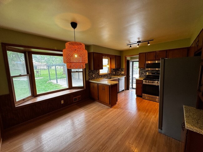 Photo - 2333 Hanover Dr
