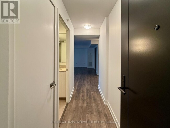 Photo - 31 Phipps St Unit R603