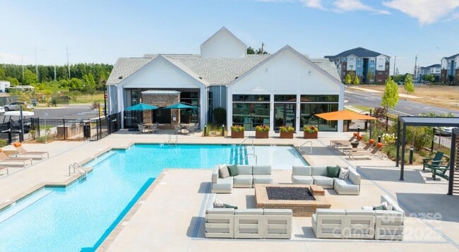 Photo - 2020 Winters Eve Dr Unit A1