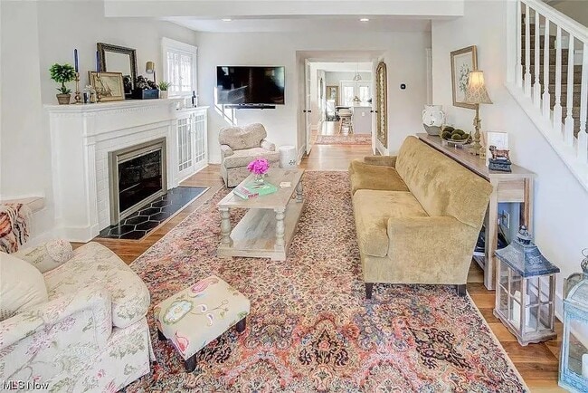 Photo - 343 E Garfield Rd