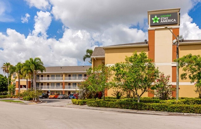 Furnished Studio-Fort Lauderdale-Cypress Creek-Andrews Ave