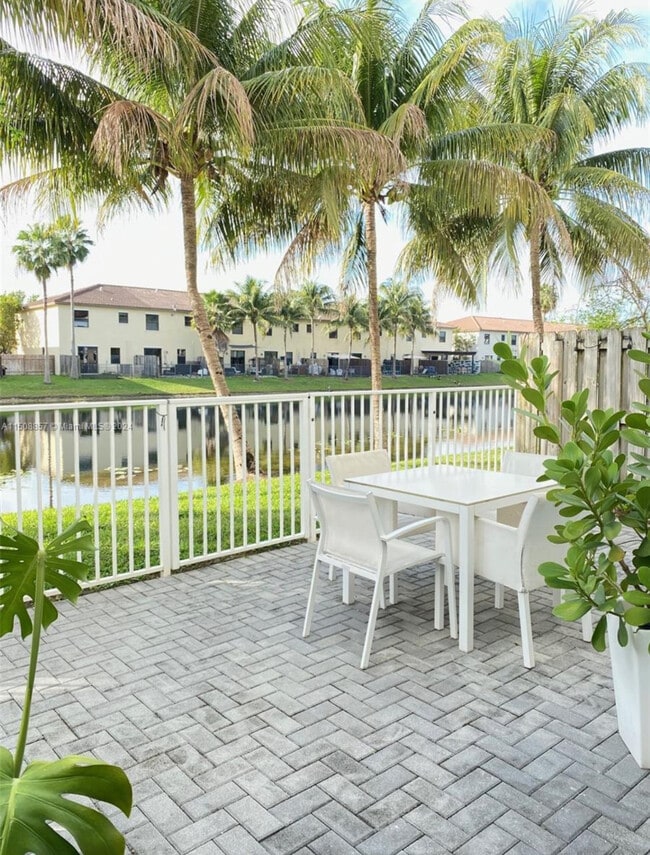 Photo - 8850 NW 97th Ave Unit 102