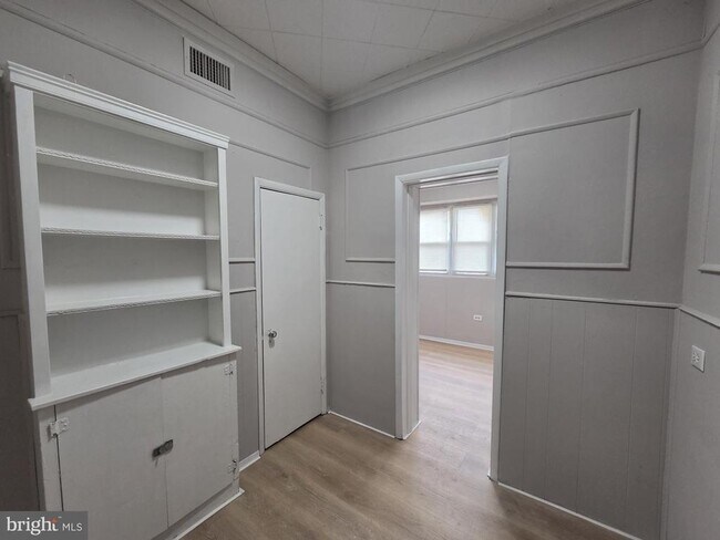 Photo - 633 E Allegheny Ave
