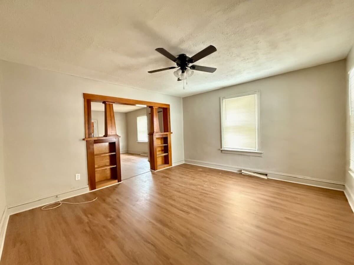 Photo - ASHLAND - Spacious 3 Bedroom Available! Unit 608
