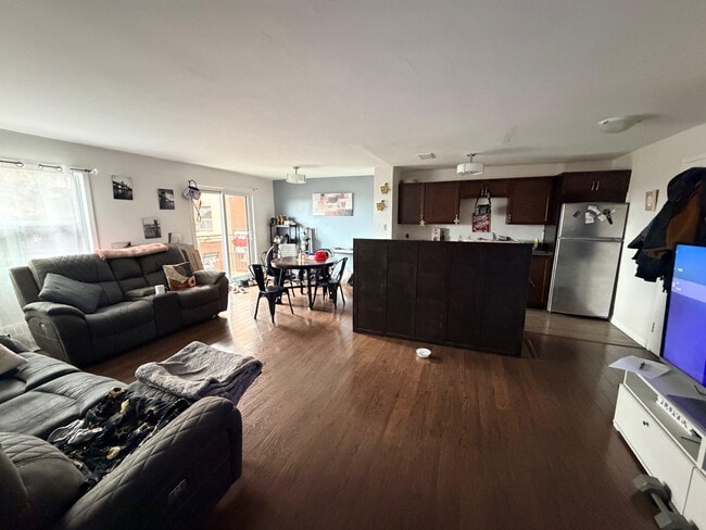 Building Photo - 20 Bradmon Dr Unit 502