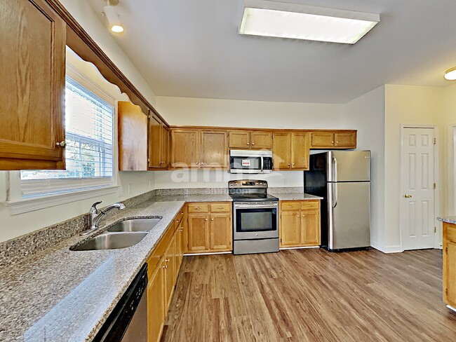 Photo - 2659 Hansford Dr