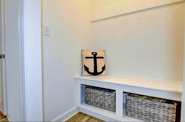 Photo - 1243 Jadens Way