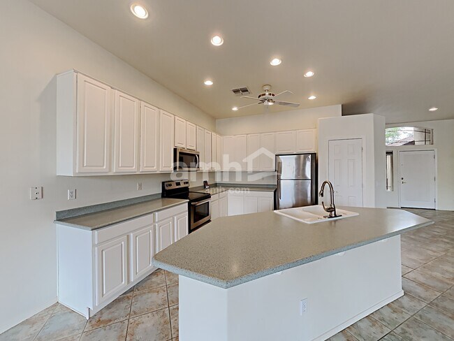 Photo - 8027 W Clara Ln