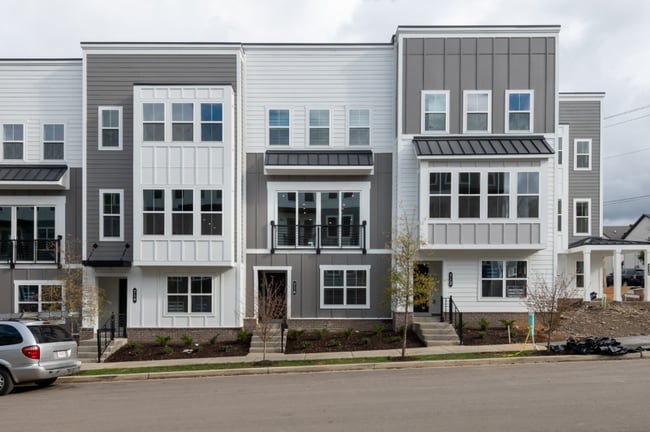 Photo - 714 41st Ave N