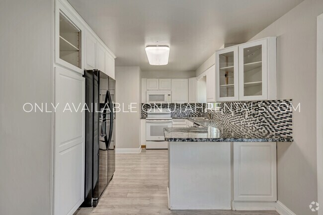 Building Photo - 786 E 350 N Rental
