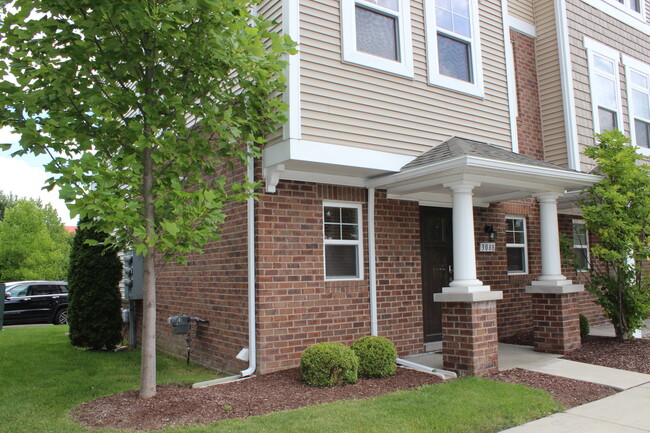 Front Porch - 3088 Kilmer Dr Condo Unit 1